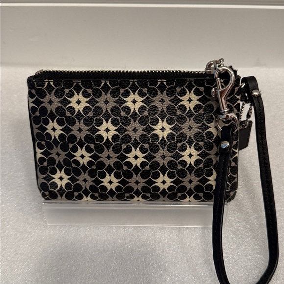 Coach Black and Cream Wristlet - Picture 4 of 7